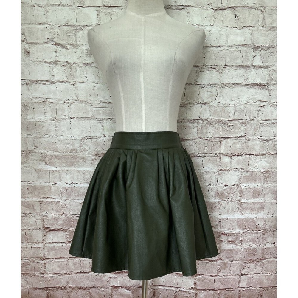 Chic Olive Mini Skirt
